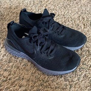 Women’s Nike Epic React Flyknit 2. Size 7